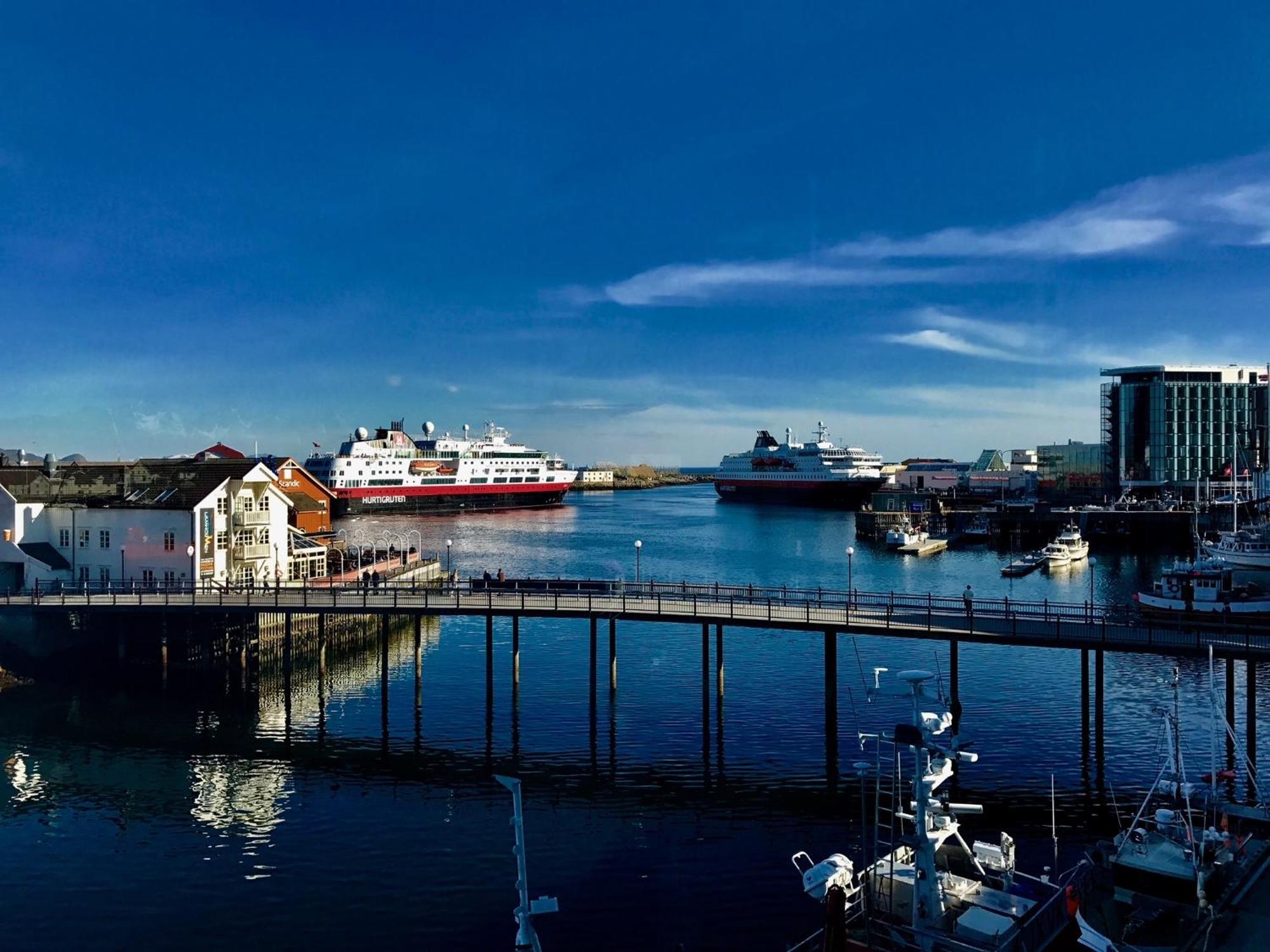 Svolvaer Havn Apartments Exterior photo